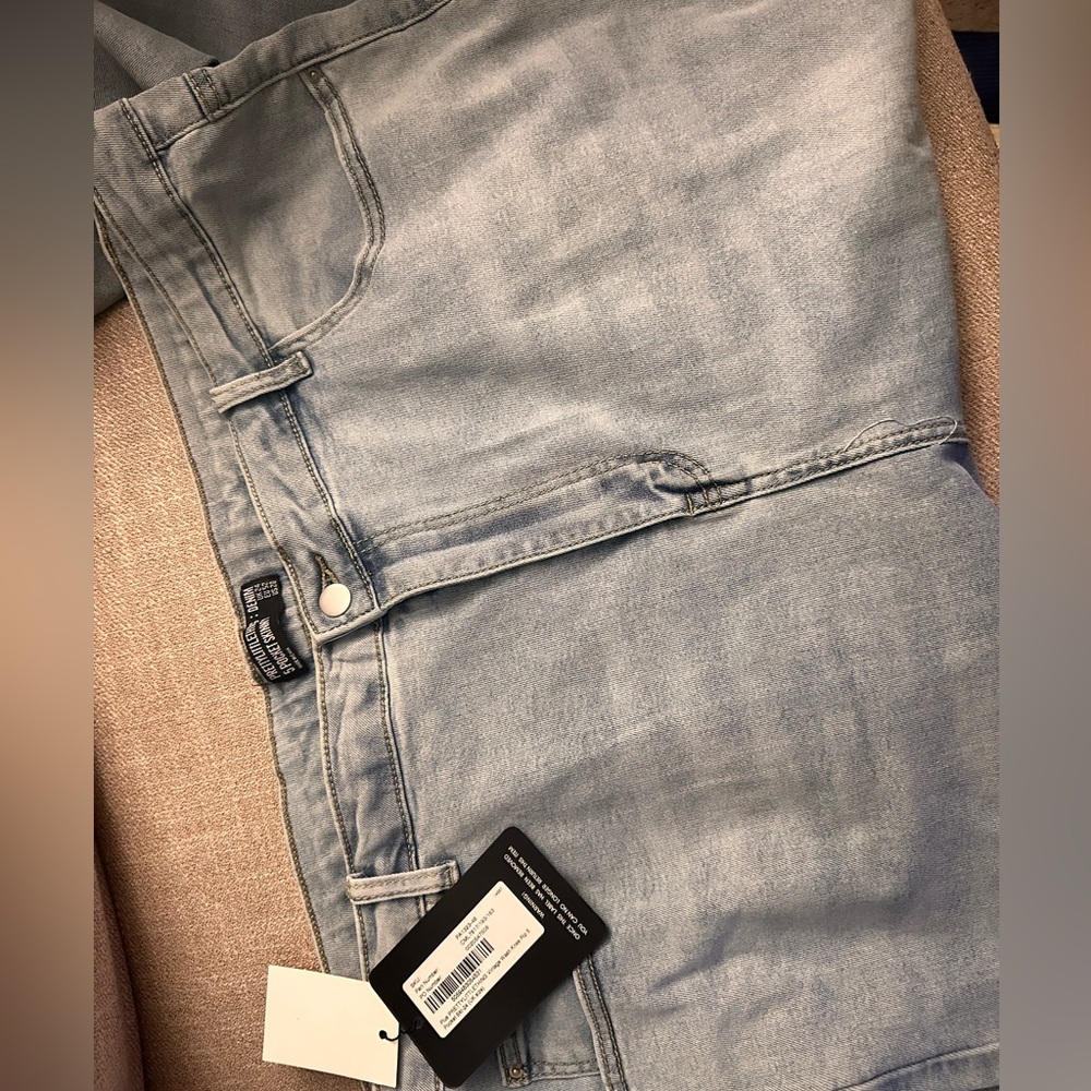 Vintage Wash knee rip 5 pocket jeans